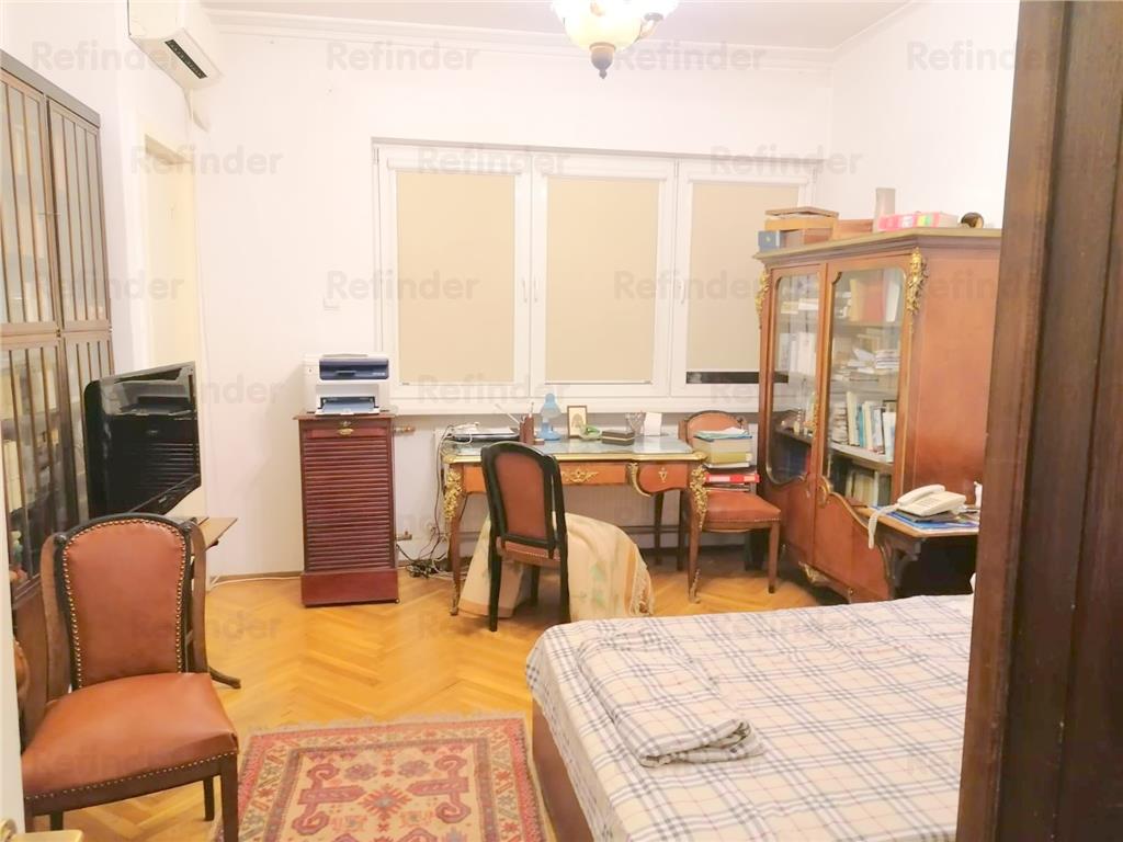 Vanzare apartament 4 camere+1 garsoniera, Cismigiu Sala Palatului, Ion brezoianu,loc parcare subteran, fara Lg 112 in istoric.
