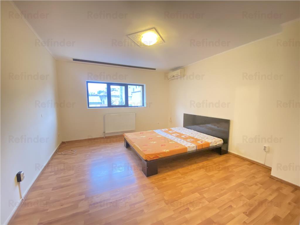 Vanzare apartament 2 camere in vila  Alba Iulia adiacent, Bucuresti