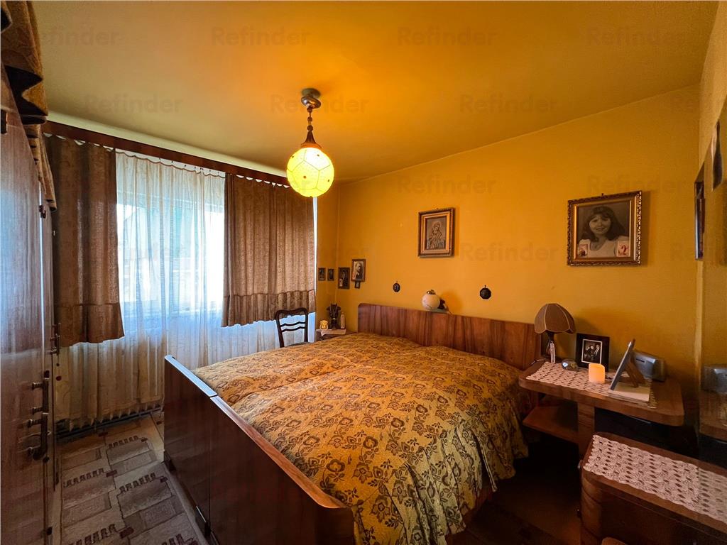 Vanzare apartament 4 camere Victoriei  Basarab  Titulescu | centrala proprie | bloc 1980 | loc de parcare ADP