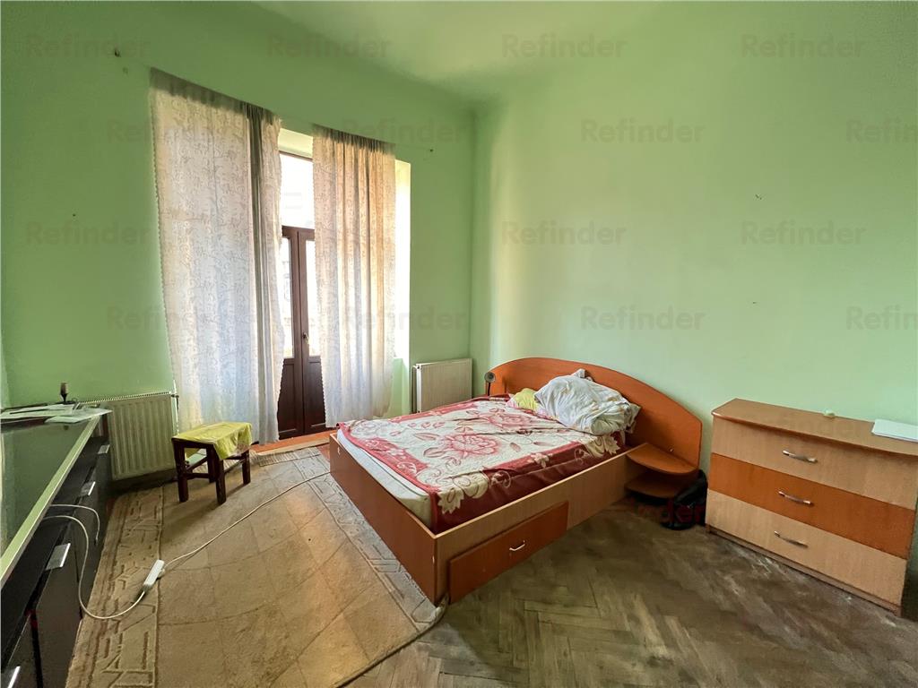 Apartament 4 camere| Universitate Hristo Botev  Mosilor vechi | loc de parcare | fara risc sau urgenta |