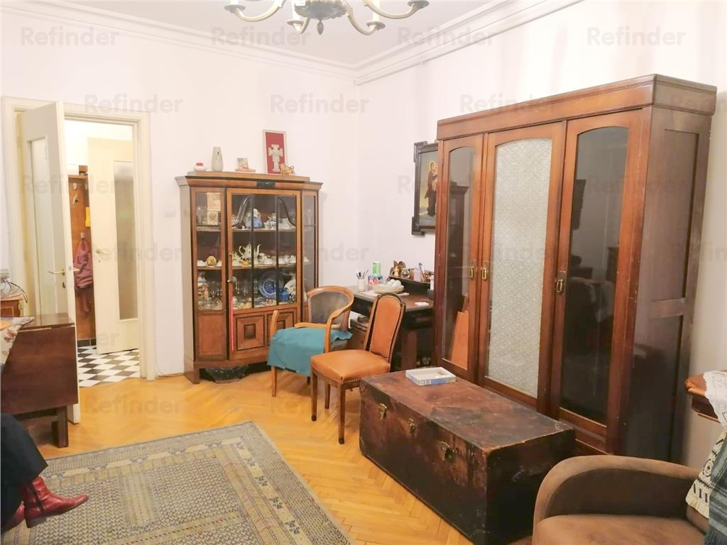 apartament 4 camere+1 garsoniera, Cismigiu Sala Palatului, Ion brezoianu,loc parcare subteran, fara Lg 112 in istoric.