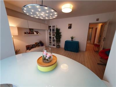 Vanzare apartament 3 camere Vatra Luminoasa | mobilat si utilat