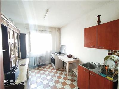 Vanzare apartament 4 camere in zona Obor