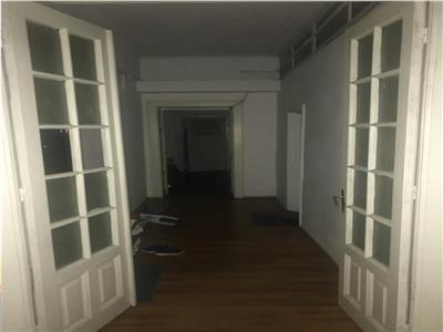 vanzare apartament 6 camere in zona calea mosilor Bucuresti