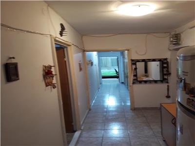 Vanzare apartament 4 camere generoase in imobil solid  si anvelopat , zona Pantelimon  Cora