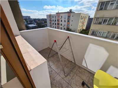Vand apartament  renovat 2 camere generoase etaj 7 din 10, zona Mosilor  Eminescu

