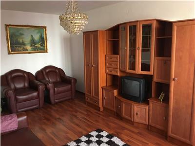 oferta vanzare apartament 2 camere, decomandat, bloc 1980, etaj 4/8, bloc reabilitat, amenajat, liber. Bucuresti