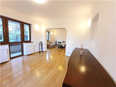 vanzare apartament 3 camere dorobanti | renovat | partial mobilat | curte generoasa Bucuresti