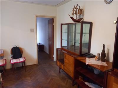 apartament 3 camere, N Grigorescu, Al Postavarului, 70MP UTILI, , etaj 4, liber.
