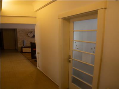 Vanzare apartament 3 camere Unirii | mobilat si utilat