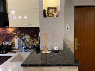 Vanzare apartament 3 camere Nerva Traian | renovat | mobilat si utilat | loc de parcare