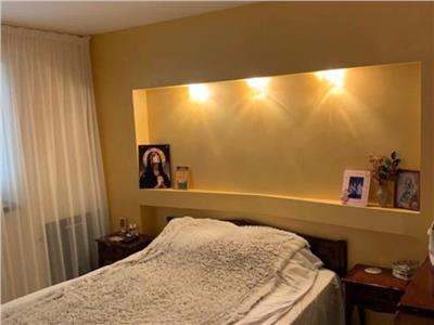Vanzare apartament 3 camere Nerva Traian | renovat | mobilat si utilat | loc de parcare