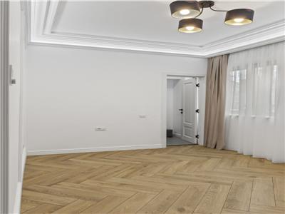 Poze Reale/ 3 Camere Luxury Apartment/Curte Proprie/Dependinte