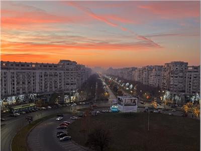 Vanzara apartament 4 camere | Unirii - Piata Alba Iulia | vedere superba la Casa Poporului | 106 mp |
